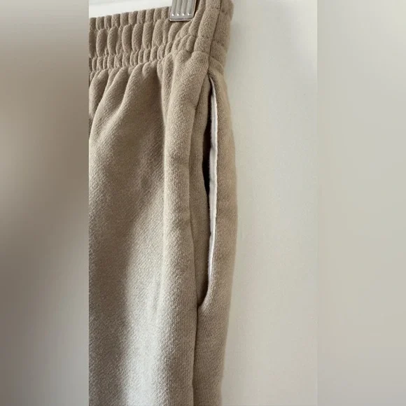 Reformation Kira Wide Leg Sweatpants Taupe - Picture 9 of 12